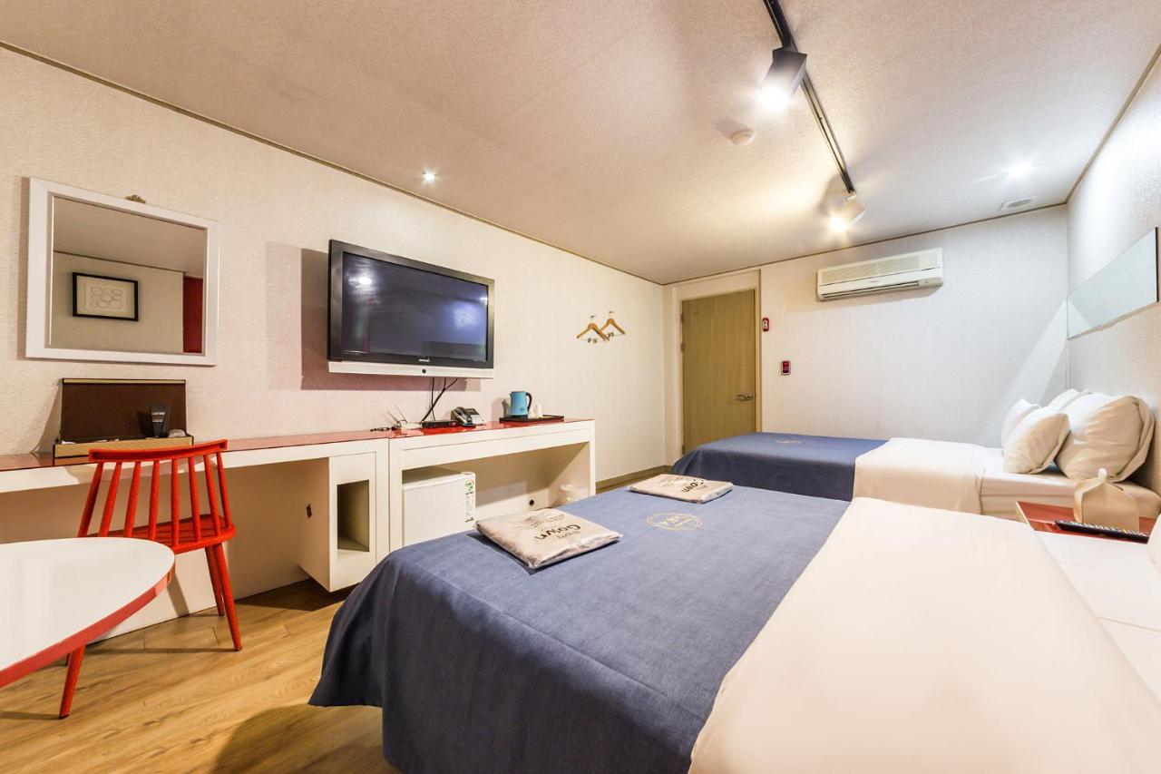Chuncheon Sohsul Hotel Exterior photo