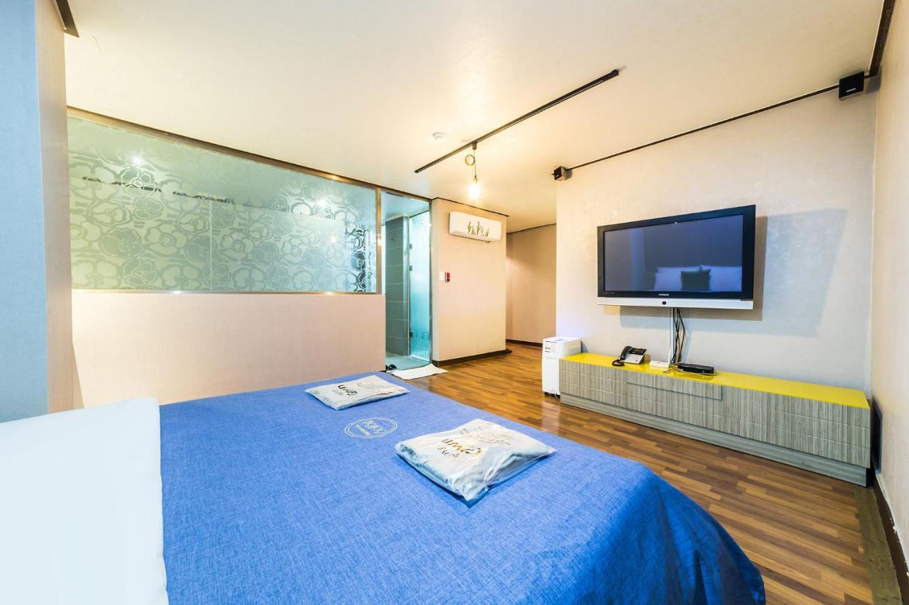 Chuncheon Sohsul Hotel Exterior photo